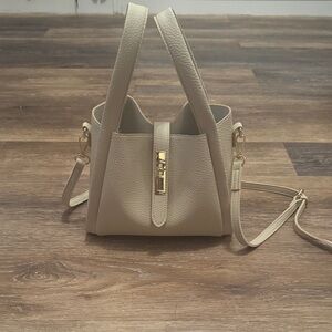 Cream Bag